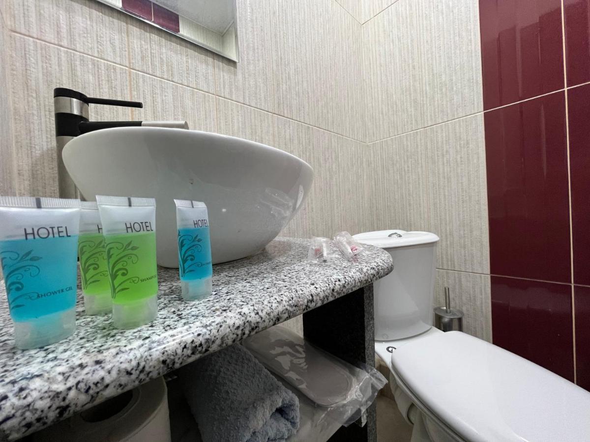 Rp Hotel Jereván Kültér fotó