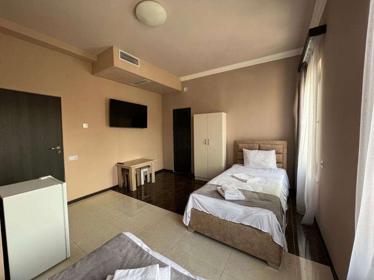 Rp Hotel Jereván Kültér fotó
