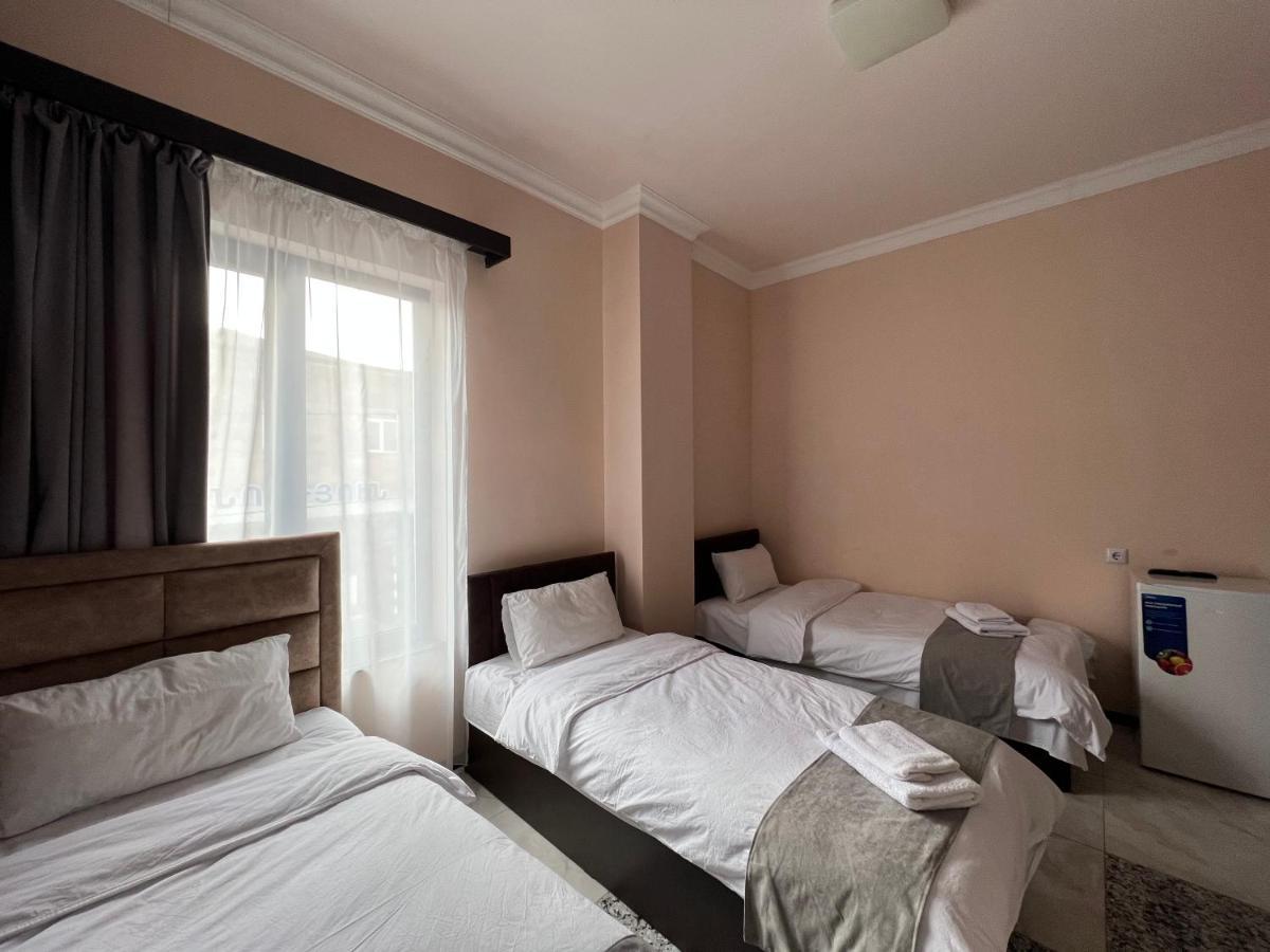 Rp Hotel Jereván Kültér fotó
