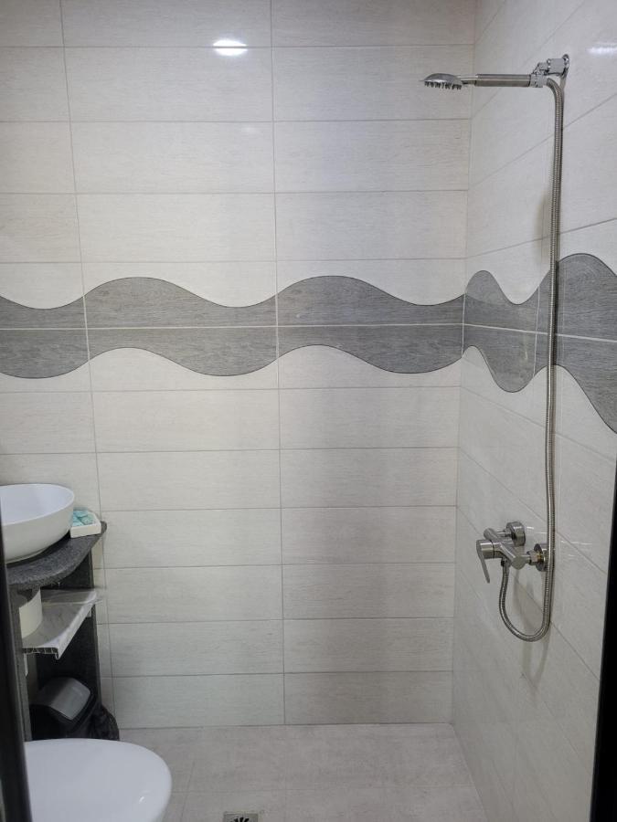 Rp Hotel Jereván Kültér fotó