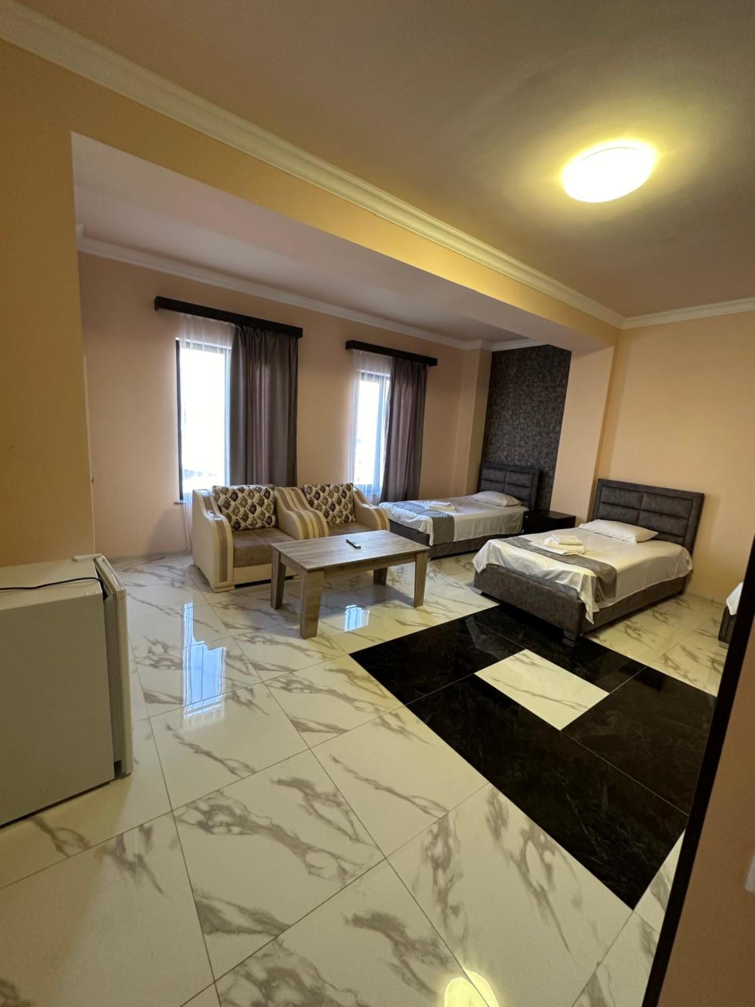 Rp Hotel Jereván Kültér fotó